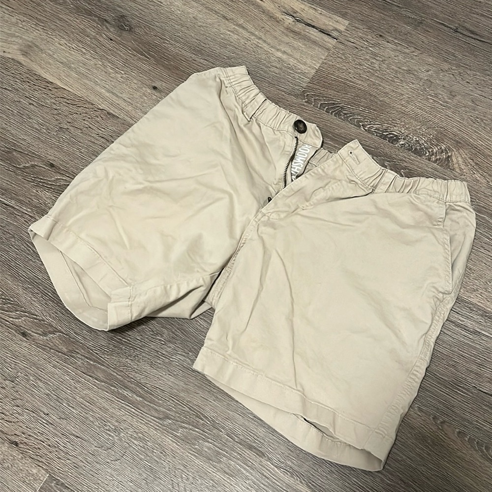 Chubbies original khakinators shorts 7 inch inseam.